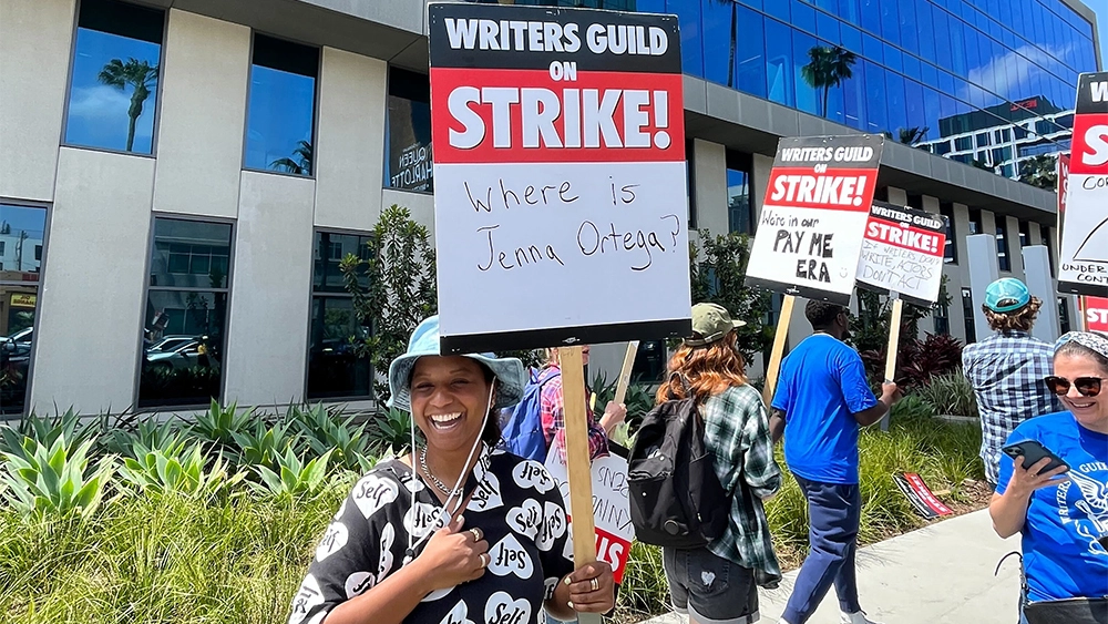 What Screenwriters Should Do During The Writers Strike